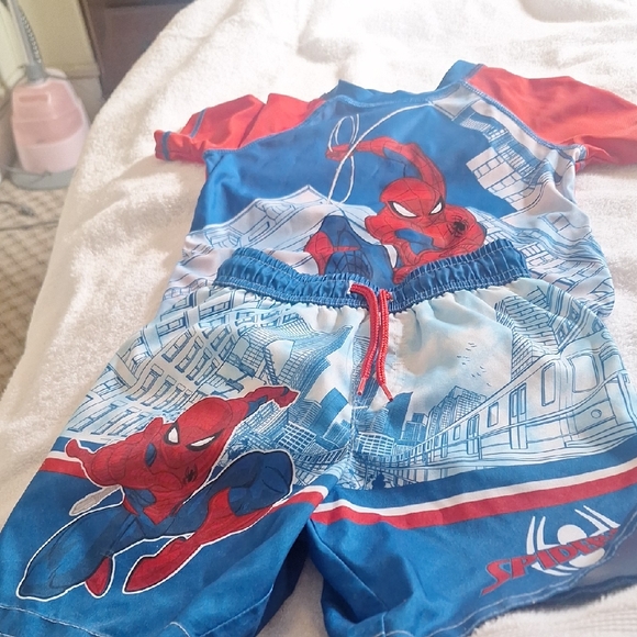 Marvel Spider-Man Kids Costume - Red and Blue - Picture 1 of 9